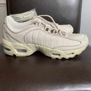 Nike air max sand color way size 8 $70